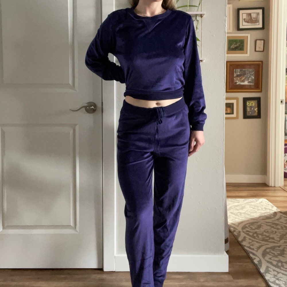 HONEYDEW VELOUR MATCHING SET